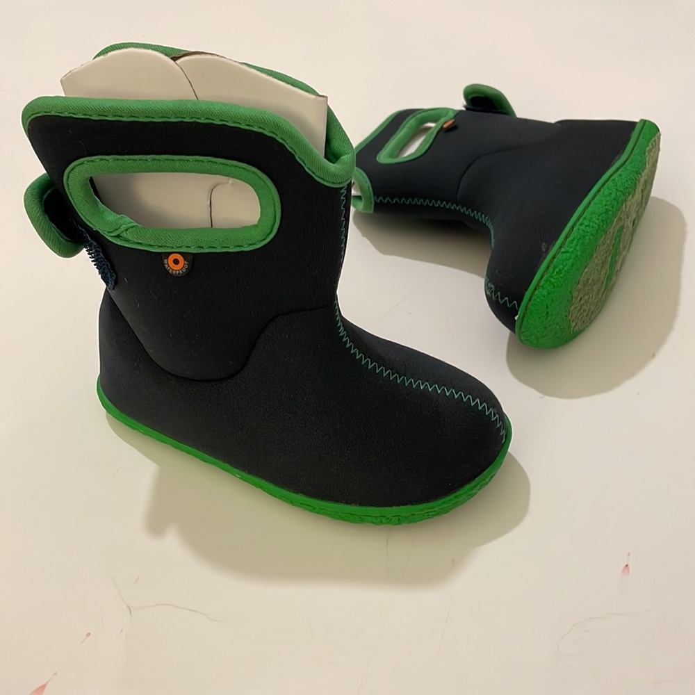 BOGS classic rain boot | navy/marine | toddler sz 8